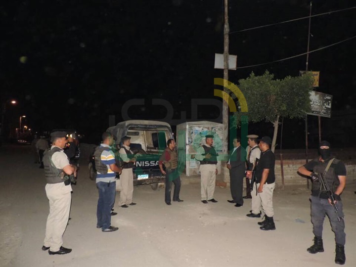 بالصور.. مدير أمن كفر الشيخ يفاجئ عددًا من قوات تأمين الكنائس والمواقع الشرطية خلال السحور