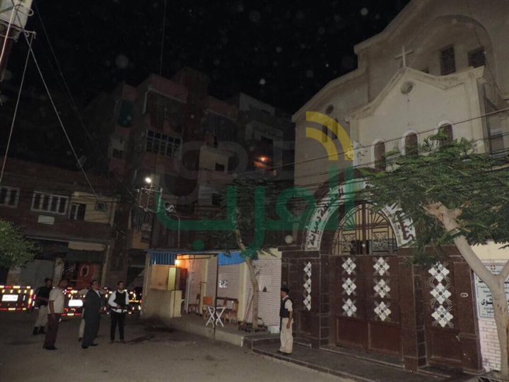 بالصور.. مدير أمن كفر الشيخ يفاجئ عددًا من قوات تأمين الكنائس والمواقع الشرطية خلال السحور