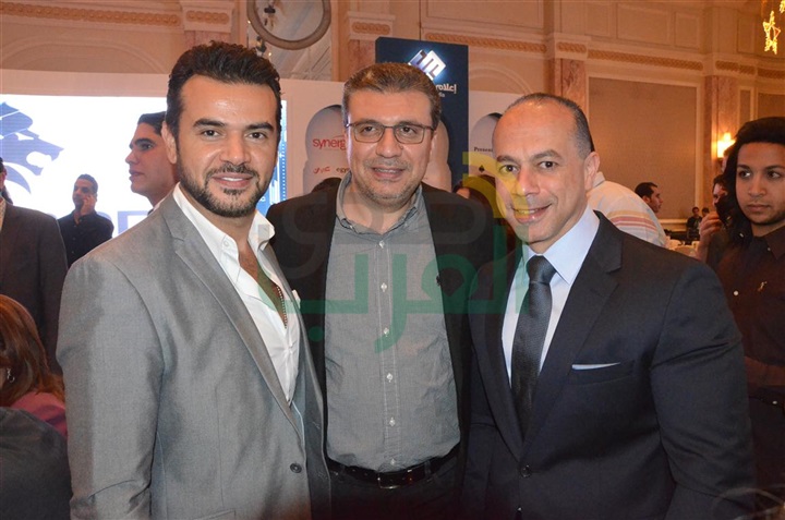 بالصور.. نجوم الفن والسياسة والإعلام في «إفطار المصريين» بالصور.. نجوم الفن والسياسة والإعلام في «إفطار المصريين»