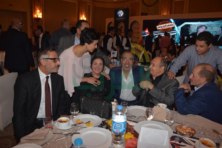بالصور.. نجوم الفن والسياسة والإعلام في «إفطار المصريين» بالصور.. نجوم الفن والسياسة والإعلام في «إفطار المصريين»