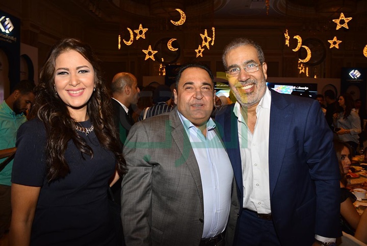 بالصور.. نجوم الفن والسياسة والإعلام في «إفطار المصريين» بالصور.. نجوم الفن والسياسة والإعلام في «إفطار المصريين»