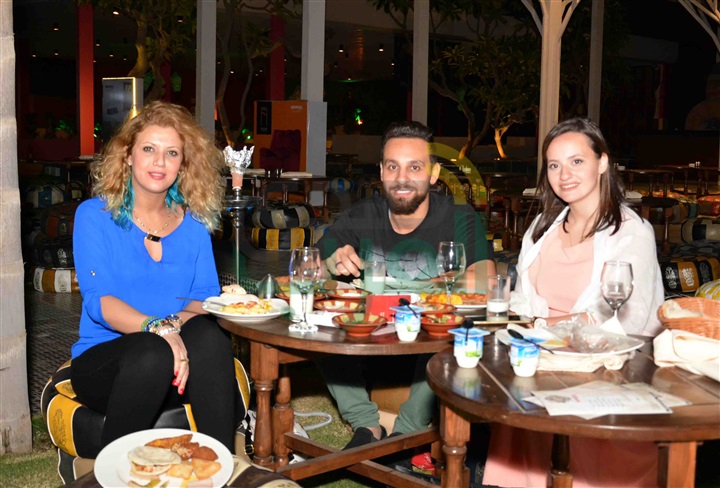 بالصور.. عايدة الأيوبى تتألق في خيمة "سهراية" بالصور.. عايدة الأيوبى تتألق في خيمة "سهراية"
