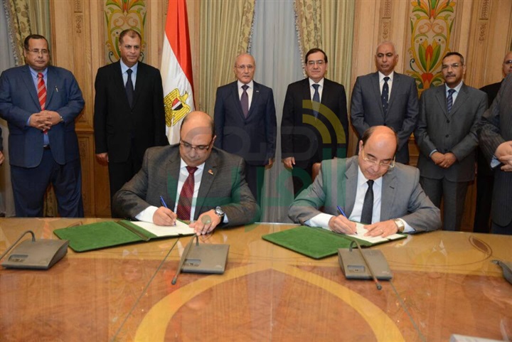 بروتوكول تعاون بين الإنتاج الحربي والبترول في مجالات التصنيع والتدريب المشترك 