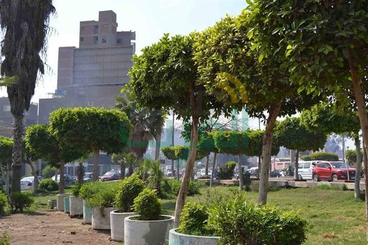  بالصور.. تجهيز حدائق شبرا استعدادًا لعيد الفطر