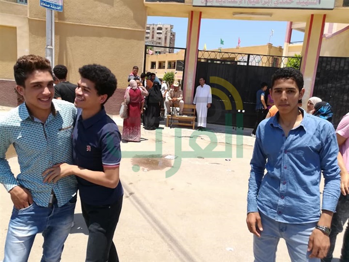 بالصور.. تحرير محضر ضد مراقبين الثانوية بكفر الشيخ بسبب التفتيش 