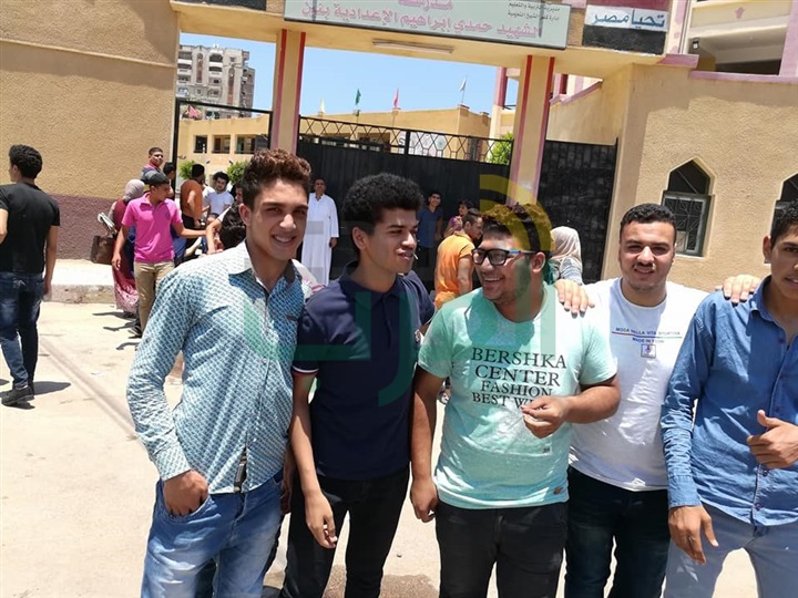 بالصور.. تحرير محضر ضد مراقبين الثانوية بكفر الشيخ بسبب التفتيش 