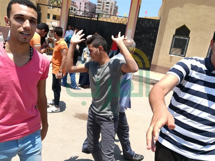 بالصور.. تحرير محضر ضد مراقبين الثانوية بكفر الشيخ بسبب التفتيش 