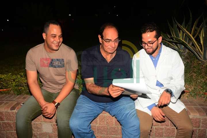 بالصور.. سحور أسرة مسلسل "وضع أمني"فى مستشفى المعلمين بالصور.. سحور أسرة مسلسل "وضع أمني"فى مستشفى المعلمين