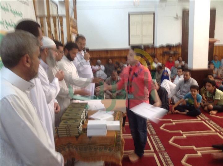 تكريم 84 فائزًا من حفظة القرآن الكريم بقرية "أبو طبل" بكفر الشيخ
