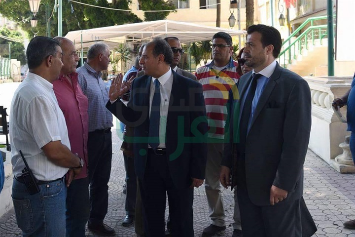 محافظ الإسكندرية يكلف وكيل وزارة الشباب والرياضة برفع كفاءة المنشآت الرياضية بمركز شباب الشلالات