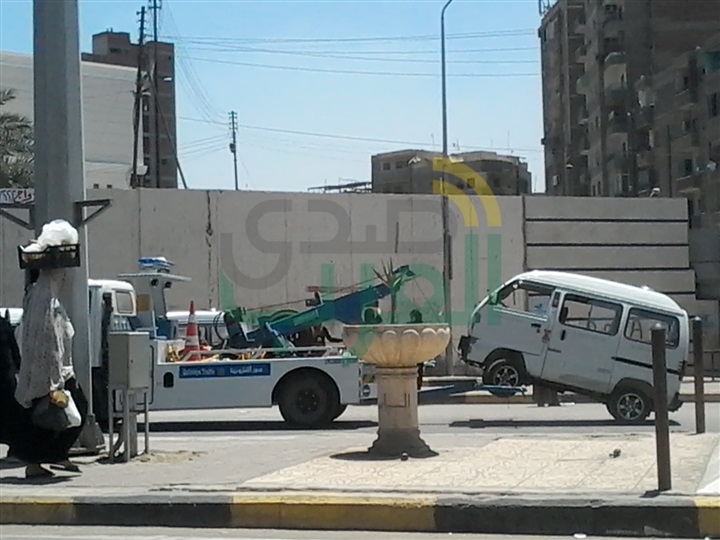 التعدى على ضابط مرور وأمين شرطة بشومة فى بنها