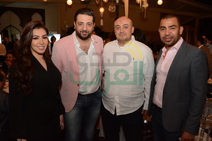 بالصور.. حضور ضخم لنجوم الفن والإعلام حفل السحور السنوي للمنتج صادق صبّاح بالصور.. حضور ضخم لنجوم الفن والإعلام حفل السحور السنوي للمنتج صادق صبّاح