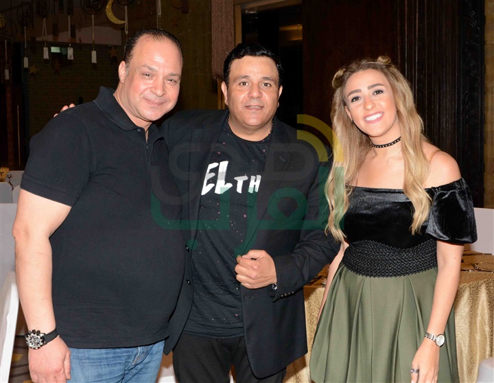 محمد فواد فى خيمة سهراية دوسيت محمد فواد فى خيمة سهراية دوسيت