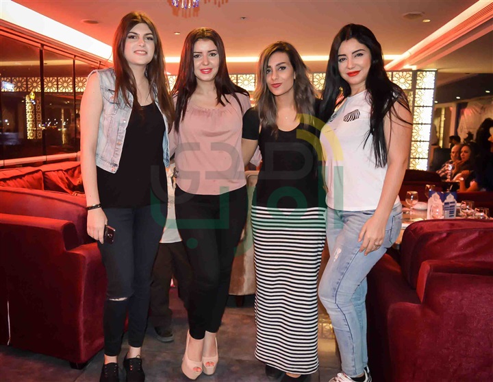 بالصور.. سعد الصغير يشعل خيمه دندنه مع نخبه كبيرة من النجوم بالصور.. سعد الصغير يشعل خيمه دندنه مع نخبه كبيرة من النجوم