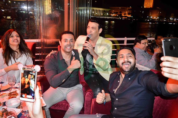 بالصور.. سعد الصغير يشعل خيمه دندنه مع نخبه كبيرة من النجوم بالصور.. سعد الصغير يشعل خيمه دندنه مع نخبه كبيرة من النجوم