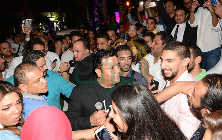 محمد فواد فى خيمة سهراية دوسيت محمد فواد فى خيمة سهراية دوسيت