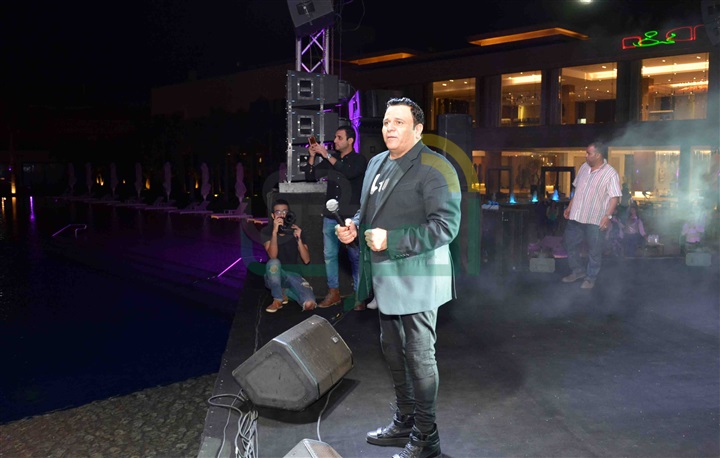 محمد فواد فى خيمة سهراية دوسيت محمد فواد فى خيمة سهراية دوسيت