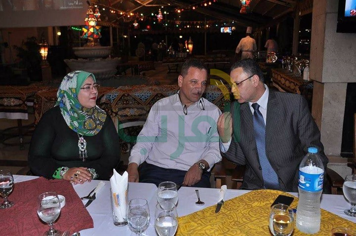بالصور.. أساتذة الصحافة يشاركون في حفل سحور "السوق العربية وصدى العرب" بالصور.. أساتذة الصحافة يشاركون في حفل سحور "السوق العربية وصدى العرب"