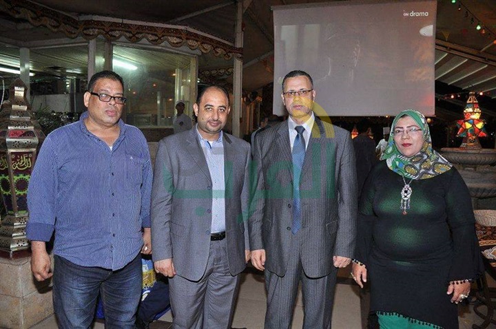 بالصور.. أساتذة الصحافة يشاركون في حفل سحور "السوق العربية وصدى العرب" بالصور.. أساتذة الصحافة يشاركون في حفل سحور "السوق العربية وصدى العرب"