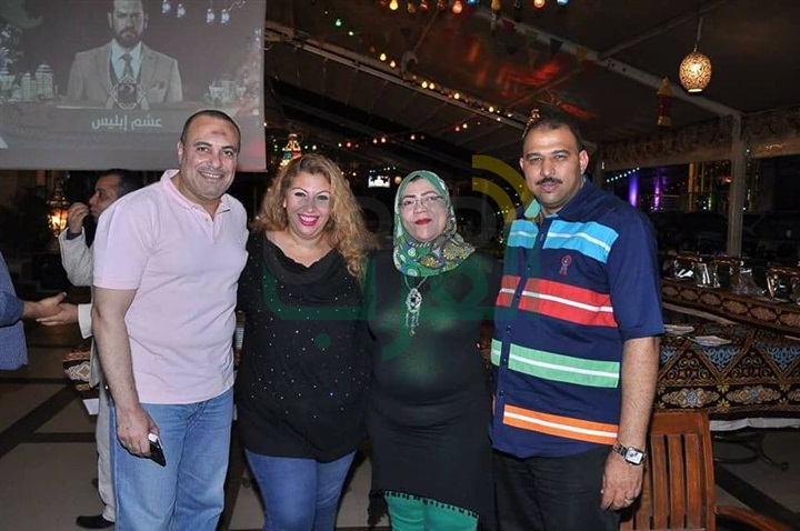 بالصور.. أساتذة الصحافة يشاركون في حفل سحور "السوق العربية وصدى العرب" بالصور.. أساتذة الصحافة يشاركون في حفل سحور "السوق العربية وصدى العرب"