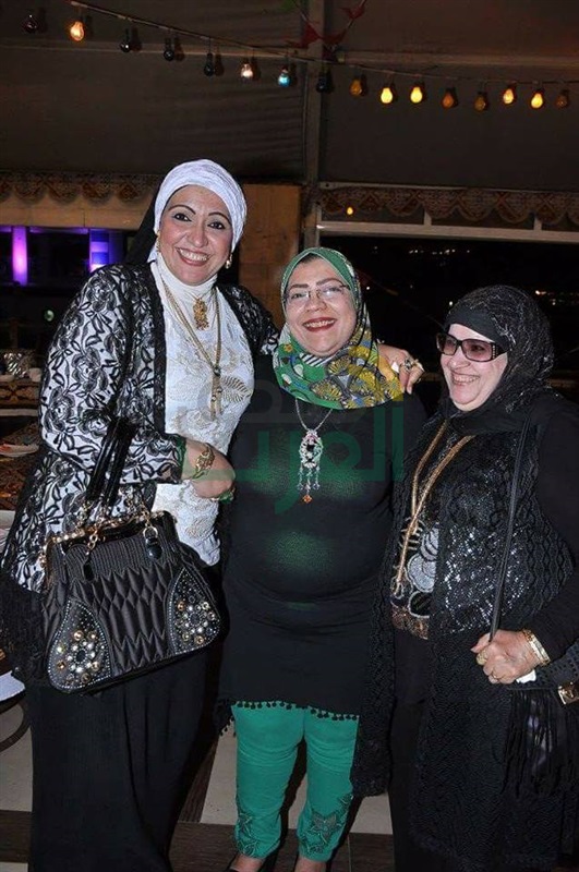 بالصور.. أساتذة الصحافة يشاركون في حفل سحور "السوق العربية وصدى العرب" بالصور.. أساتذة الصحافة يشاركون في حفل سحور "السوق العربية وصدى العرب"
