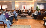 بعد إسناد الاتحاد الإفريقى ملف استضافتهما لمصر .. وزير الرياضة يبحث استعدادات استضافة مصر لبطولة الأمم الأفريقية لكرة اليد ٢٠٢٢ و ٢٠٢٤