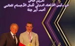 رفائيل سانتونجا يكرم بطل العالم أحمد عبد العزيز لدوره الإيجابي في نجاح البطولة العربية لكمال الاجسام 