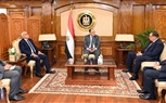 وزير التجارة والصناعة يستقبل محافظي بورسعيد والشرقية لاستعراض سبل تعزيز فرص الاستثمار الصناعي المتاحة بالمحافظتين