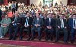 بالصور.. محافظ الجيزة يكرم عدد من العمال المتميزين باللجنة النقابية للعاملين بوزارة الزراعة 