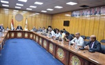 وزير العمل يشهد نجاح مفاوضة جماعية تُحقق مُكتسبات  لـ