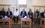 محافظ سوهاج يؤدى واجب العزاء فى وفاة الكاتب الصحفى 