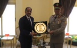   بمناسبة الإحتفال بالذكرى الـخمسين لإنتصارات أكتوبر المجيدة .. الوزير المفوض القائم بأعمال سفير الكويت بجمهورية مصر العربية يزور مقابر شهداء دولة الكويت 