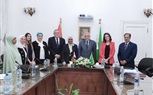 محافظ الجيزة يقرر صرف حافز مادي لمسئولي تنظيم الاسرة عقب خفض معدل المواليد بنسبه ٥ % بالمحافظة