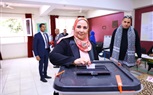 وزيرة التضامن الاجتماعي تدلي بصوتها في انتخابات رئاسة بمدرسة بدر الإعدادية بالدقي