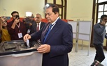 أبو العينين يدلي بصوته في انتخابات الرئاسة بوسط البلد