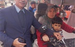 وسط توافد للناخبين محافظ الوادي الجديد يتفقد ٩ لجان انتخابية بمركز بلاط
