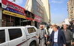 محافظ كفر الشيخ يتفقد موقع حريق معرض الملابس ويوجه بسرعة صرف التعويضات للمتضررين