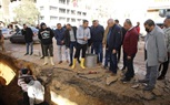 محافظ الجيزة يتفقد أعمال اصلاح كسر بماسورة مياه ٤٠٠ مم  بتقاطع طريق الشيشيني مع المريوطية بفيصل