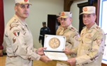 وزير الدفاع والإنتاج الحربى يلتقى بعدد من قادة وضباط القوات المسلحة