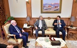 مُحافظ بورسعيد يَستقبِل وزير العمل في بداية جولته في 