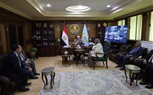 محافظ كفر الشيخ يناقش سبل تحسين الخدمات الطبية مع وفد وزارة الصحة 