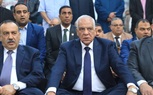محافظ الجيزة يؤدى صلاة عيد الفطر المبارك بساحة مسجد مصطفى محمود بحى الدقى