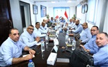 السروجي يجرى زيارة لإدارة الفرع الشمالي والإدارة البحرية ببتروجيت ليلتقي بالعاملين