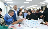 محافظ البحيرة تتفقد مشروعات حياة كريمة بوادى النطرون ومشغل تدريب السيدات على الخياطة
