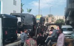 التحفظ على ٤ توكتوك مخالف لقانون المرور بشارع أحمد كامل ونصر الدين بالهرم
