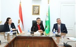 محافظ الجيزة يقدم مساعدات مالية لحالات مرضية بالتعاون مع مؤسسات المجتمع المدني 