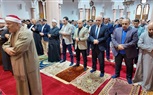 محافظ كفر الشيخ يؤدى صلاة الجمعة.. ويتفقد أعمال التطوير بمسجد النصر «الملك» 