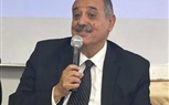 زين السادات يحاضر في ندوة  