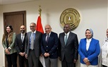 وزير الكهرباء : يبحث مع وفد مؤسسة التمويل الدولية 