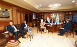 محافظ كفر الشيخ يلتقي أعضاء مجلسي النواب والشيوخ لحل مشكلات الدوائر